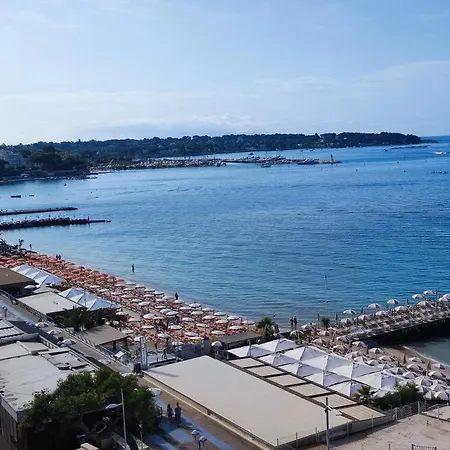 Le Puits Aux Fees
